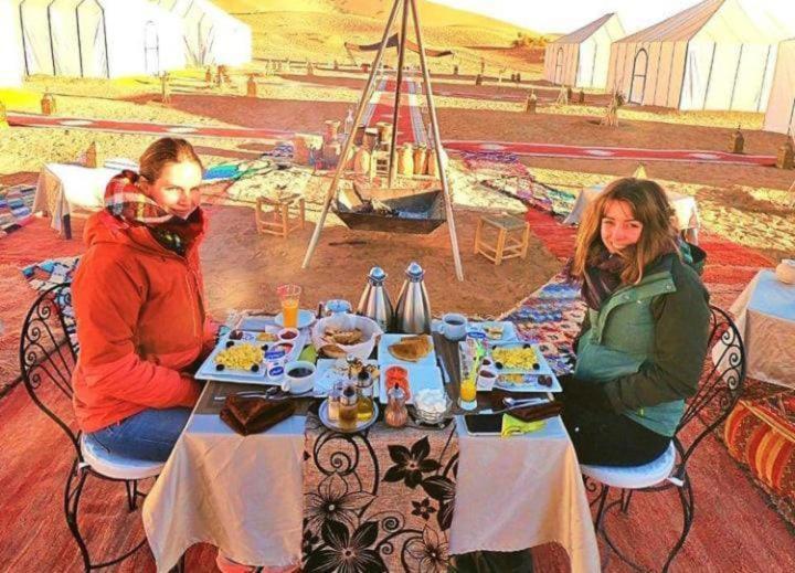 Ahlam Luxury Camp Hotel Merzuga Kültér fotó
